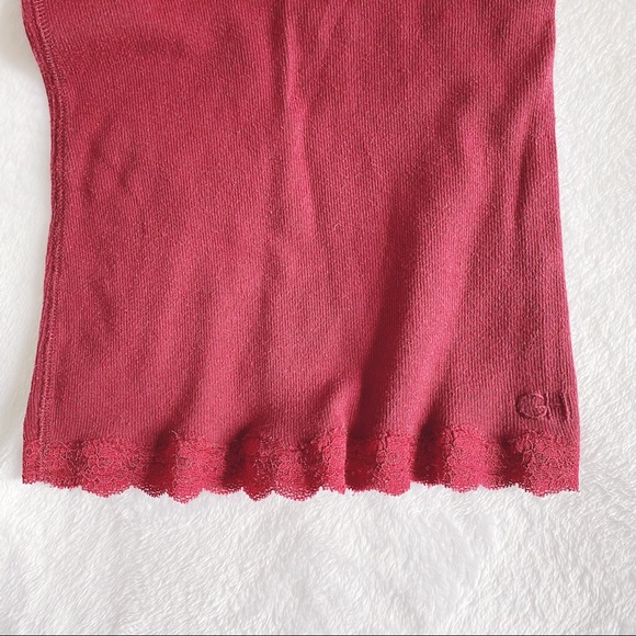 SOLD❌ Gilly Hicks Vintage Lace Vneck Tank Top - Picture 4 of 7